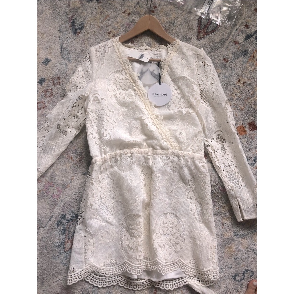 Line + Dot Mon Cherie tunic dress in white (off)